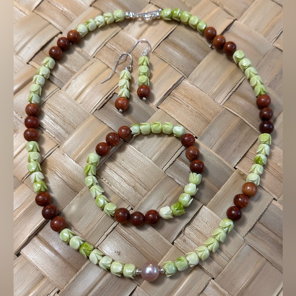 Pakalana & ‘Iliahi Necklace Edison Pearl Earrings Bracelet Set Sterling Silver